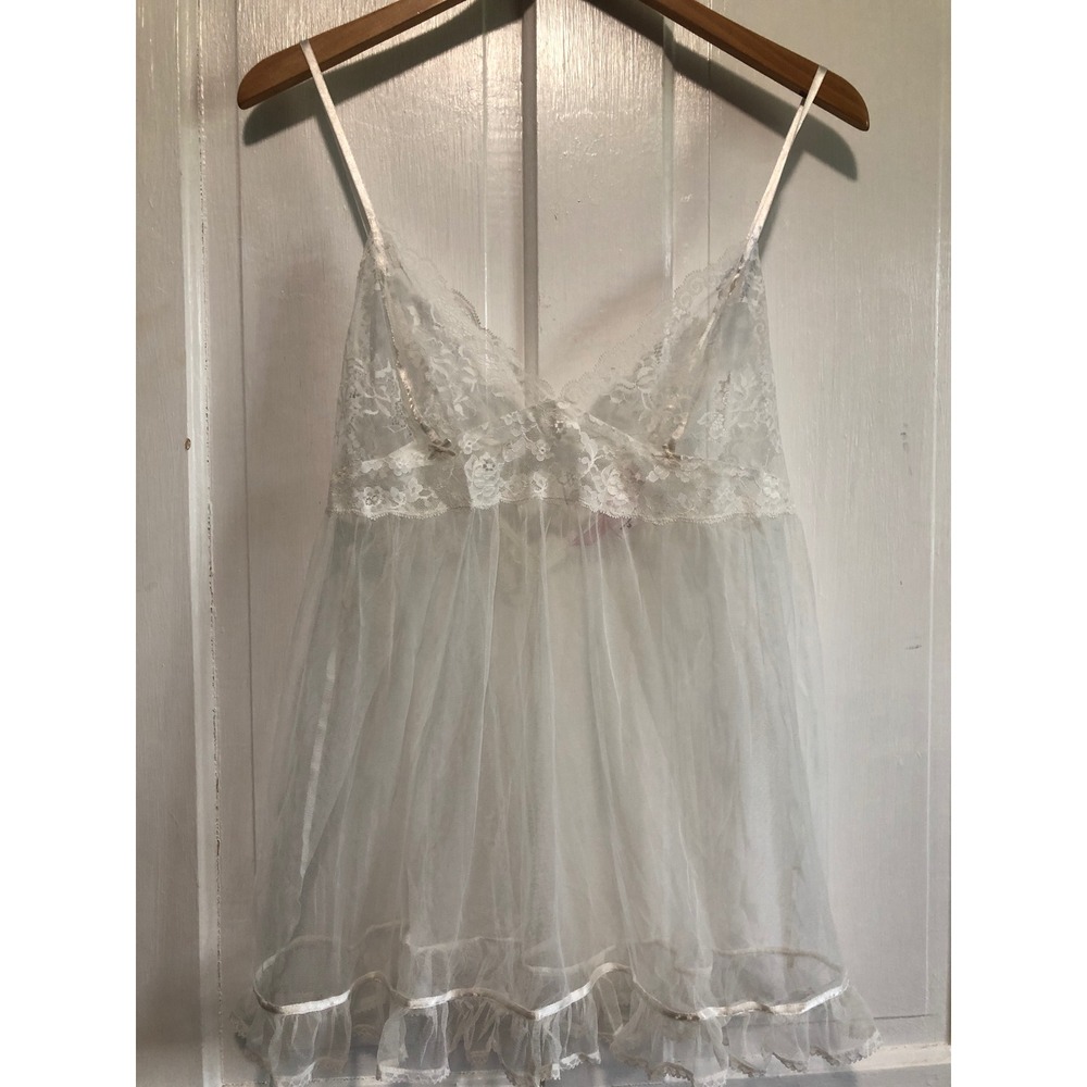 Victoria's Secret White Lace Mesh Babydoll Fairy Bridal Etherial Y2K Slip M NEW